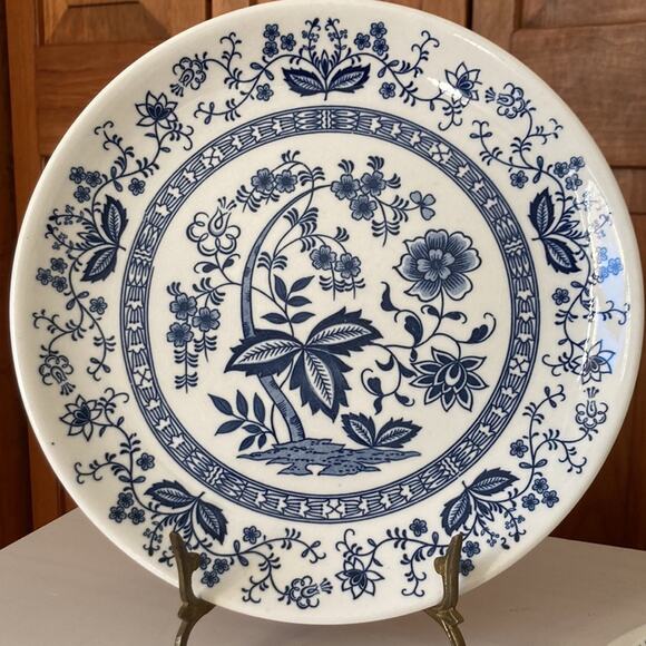 Vintage “Blue Onion” Transferware Dinner Plates, 2 - Picture 6 of 10